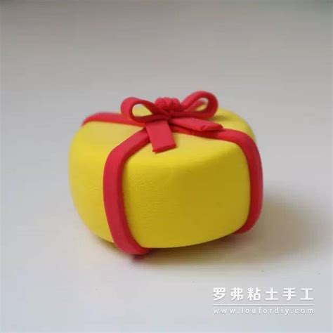 用超轻粘土做礼物的盒子