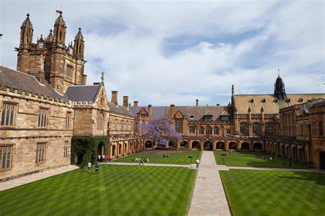 申请澳洲的大学 需要初中毕业证吗