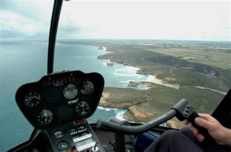 直升机海岸线第一视角