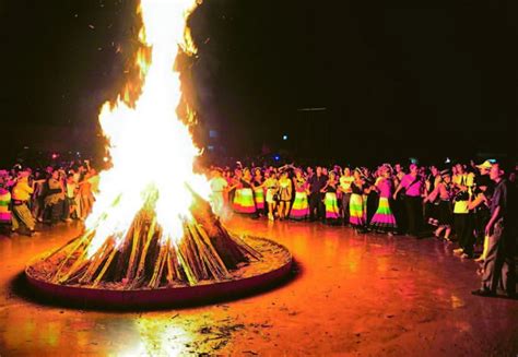 篝火晚会是哪个民族的习俗