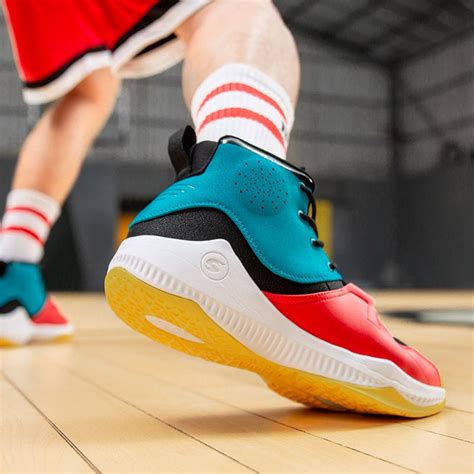 篮球训练鞋有什么特点