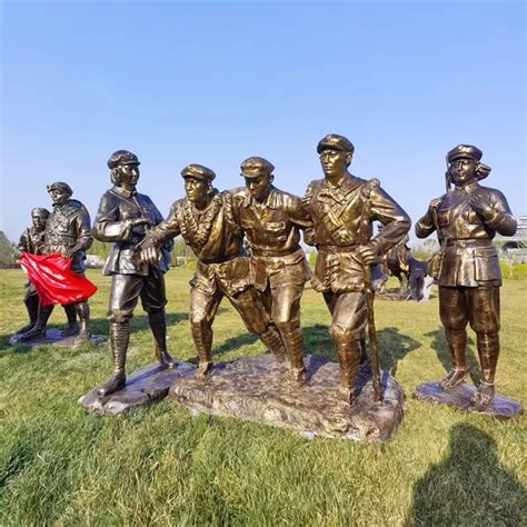 红军战士雕塑定制