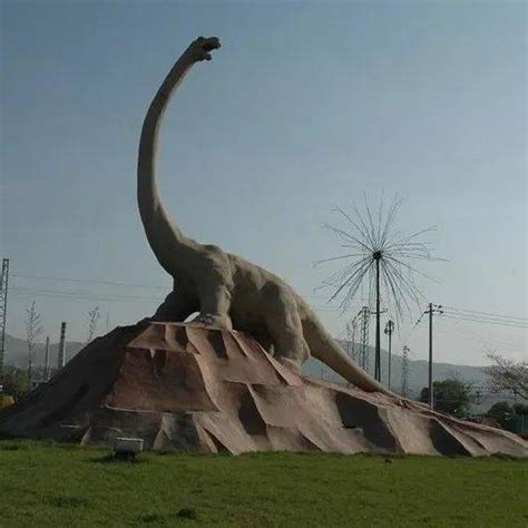 红古恐龙雕塑图片大全