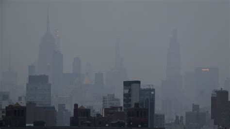 纽约被雾霾淹没