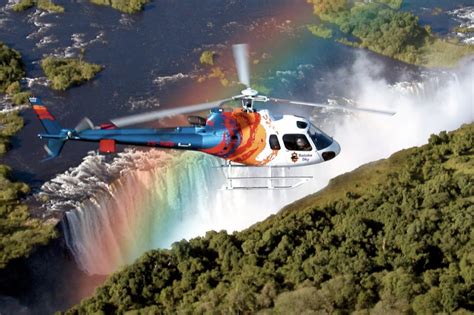 维多利亚峡谷直升机