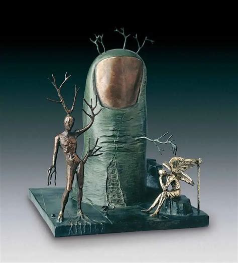 罗恩·穆克超现实主义雕塑作品