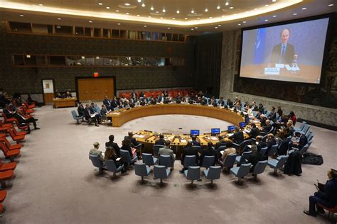 联合国大会包括联合国安理会吗