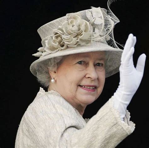 英国女王一生回顾