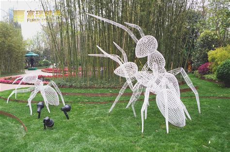 蚂蚁雕塑厂家