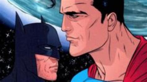 蝙蝠侠与超人联手维护世界和平