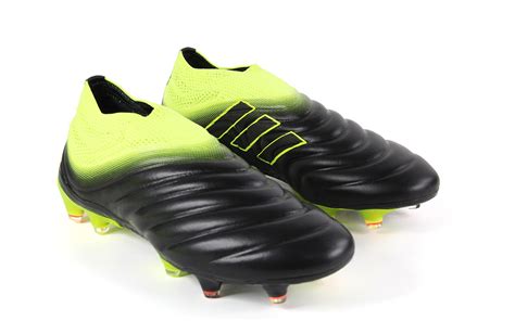 袋鼠皮足球鞋耐久性