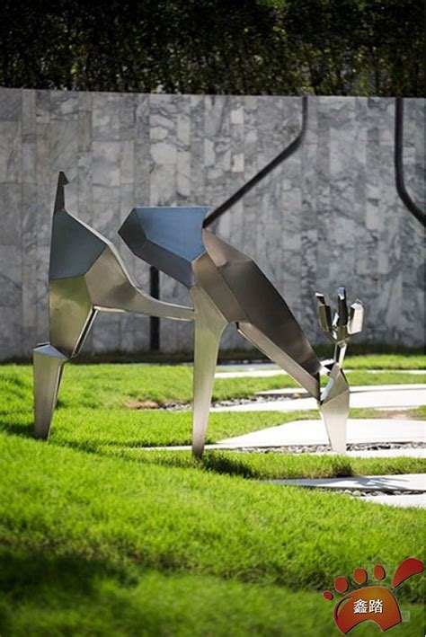 许昌不锈钢创意景观园林雕塑