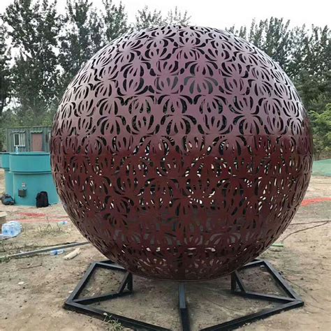 郑州镂空大型不锈钢雕塑制作