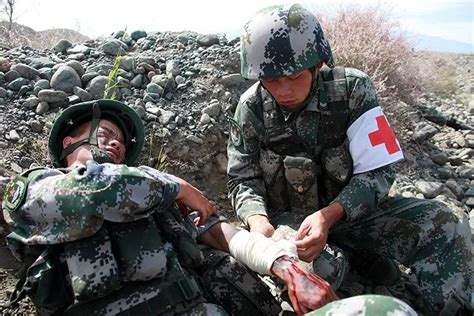 部队战伤救护视频