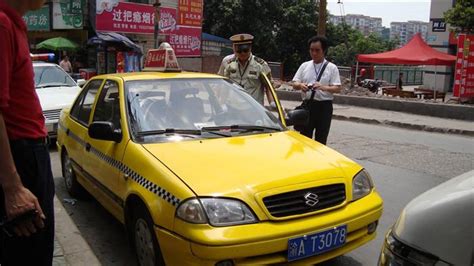 重庆出租车公司电话是多少