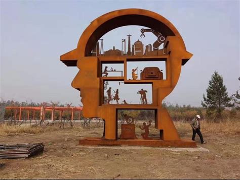 钢铁工业雕塑图片