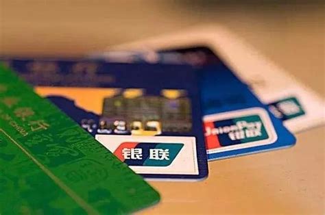 长沙银行卡可以去哪个银行存钱