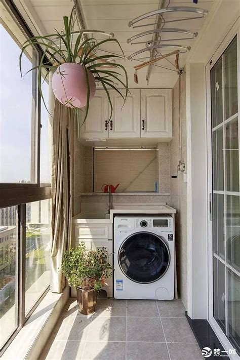 阳台洗衣柜洗手盆组合