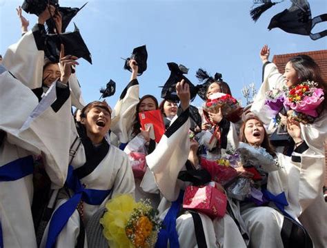 韩国本科留学每年人多吗
