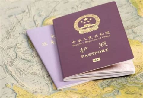 领取护照需要本人亲自办理吗