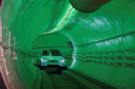 马斯克宣布隧道即将竣工12月开放