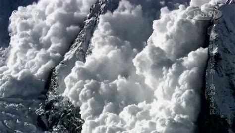 高加索山脉雪崩为什么出现在冬季