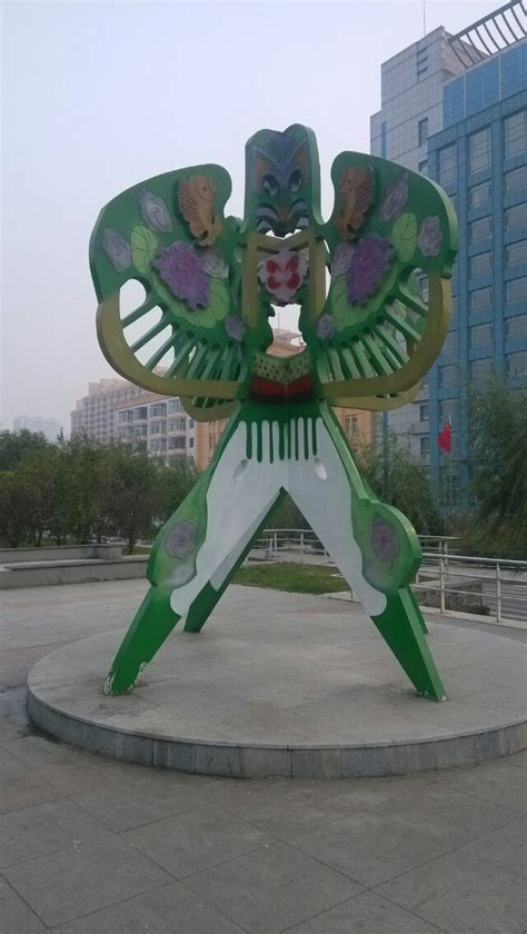 黑龙江玻璃钢公园雕塑
