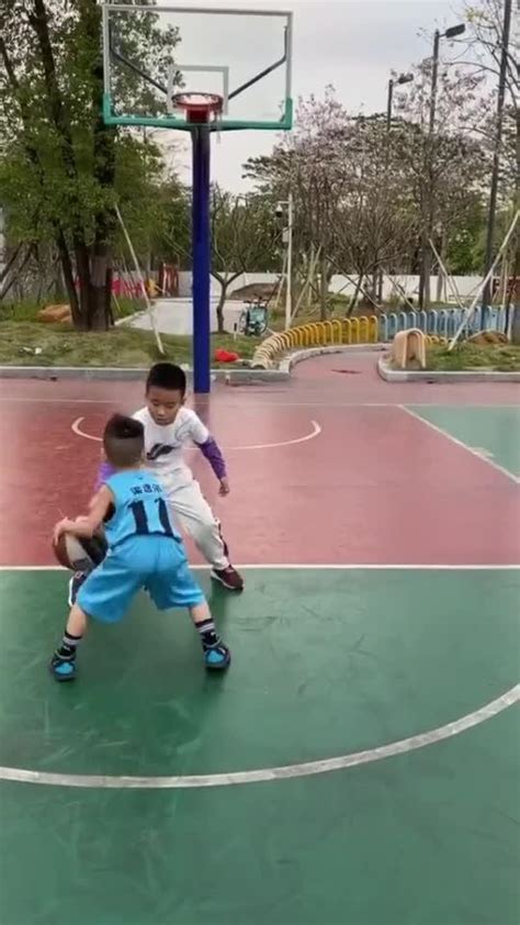 10岁孩子用多少号篮球