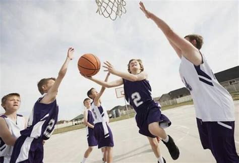10岁男孩用多大篮球