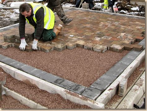 how to install pavement block