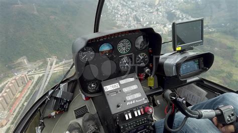 r44直升机驾驶室视频